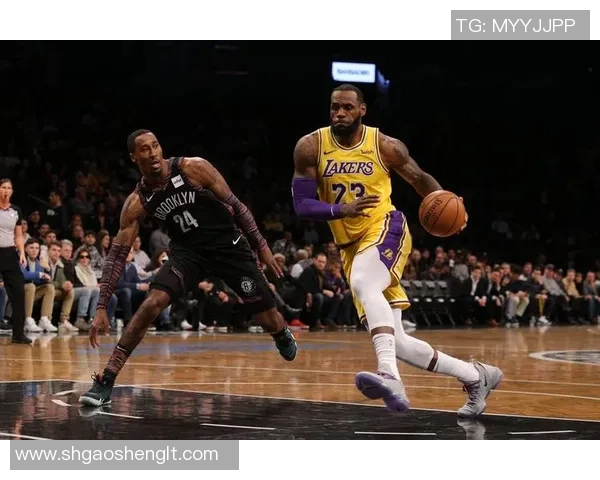 湖人对决太阳精彩回顾NBA录像带你重温比赛瞬间