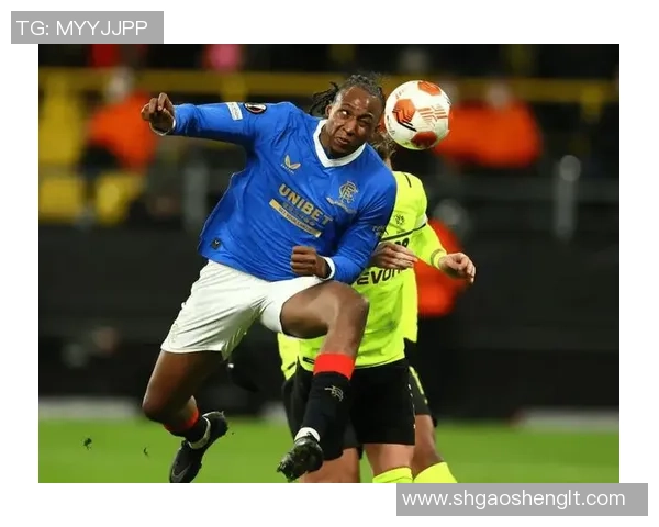 费伦茨与基辅的较量揭示了足球战术与团队合作的重要性